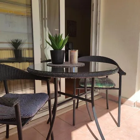 Apartman Ura شقة